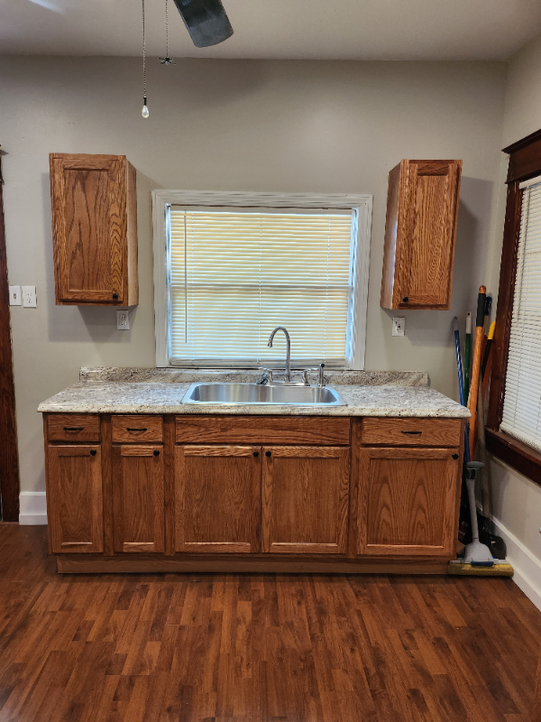 386 3rd Ave #1 - Photo 5 of 6