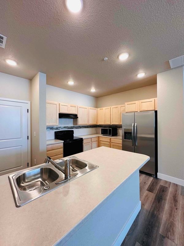 6933 4th Street Rd - Photo 4 of 15