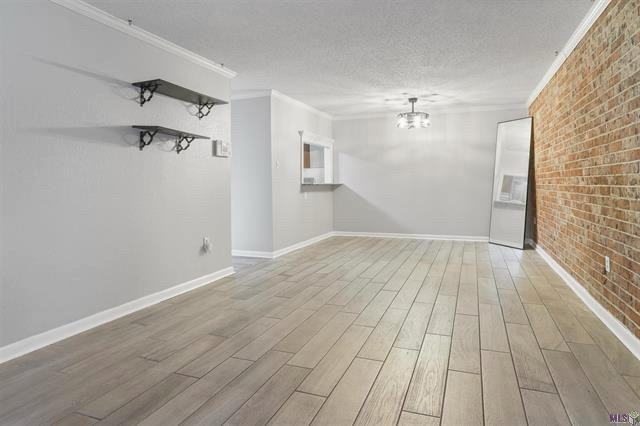 3101 Highland Rd #123 - Photo 3 of 12