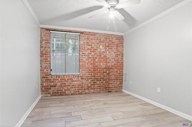 3101 Highland Rd #123 - Photo 5 of 12