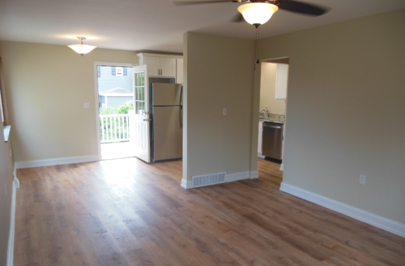 306 Eutaw St - Photo 3 of 16