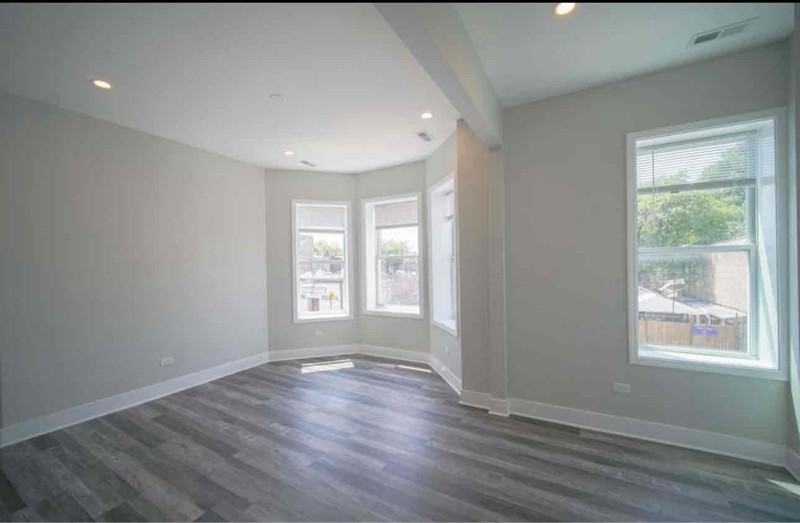 6433 S Racine Ave #1 - Photo 6 of 13