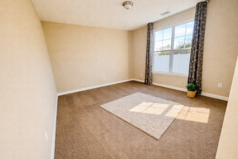 1300 Parkdale St - Photo 7 of 20