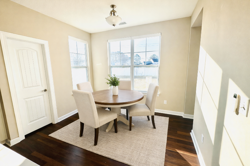 1300 Parkdale St - Photo 6 of 22