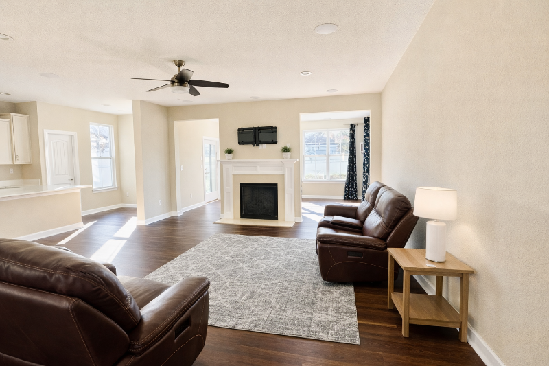 1300 Parkdale St - Photo 3 of 22