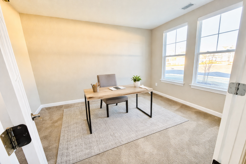 1300 Parkdale St - Photo 7 of 22