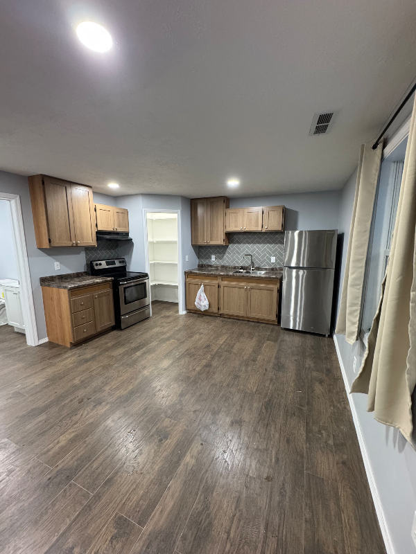 28225 Morgan St #A - Photo 2 of 9