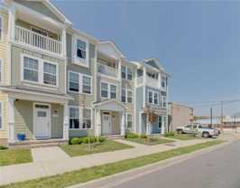 923 E Ocean View Ave - Photo 1 of 1