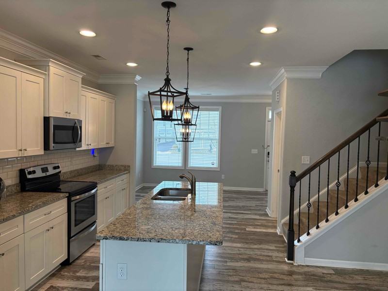 923 E Ocean View Ave - Photo 6 of 27