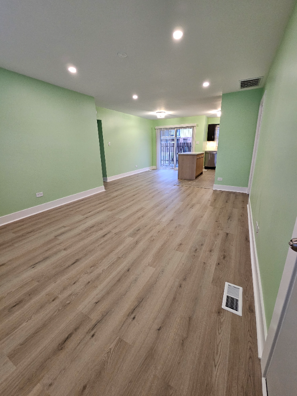 211 Washington Sq #A - Photo 4 of 8