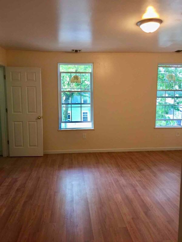 86 Cedar St - Photo 5 of 12