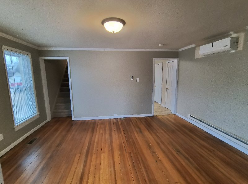 609 E Water St #EAST - Photo 3 of 9