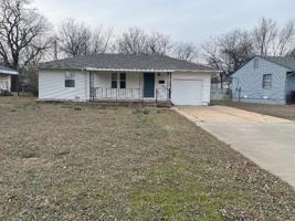 featured image of 1526 N Oswego Ave