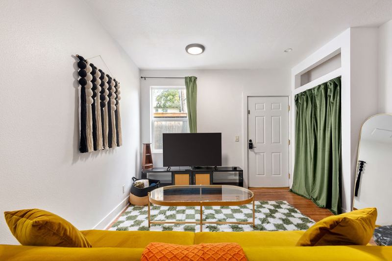 3007 Sw Multnomah Blvd #1 - Photo 3 of 25