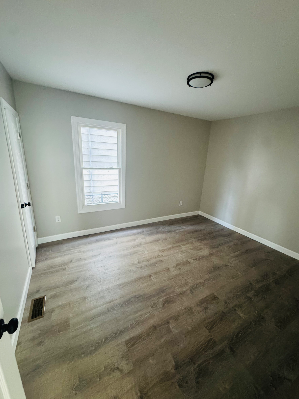 214 S 4th St #1 - Photo 5 of 9