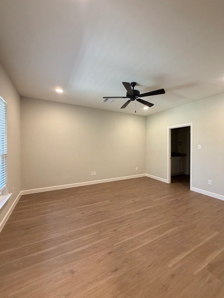 1324 Milltown Rd - Photo 5 of 27