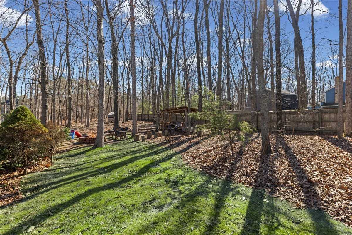 46 North Dr #1 - Photo 5 of 50