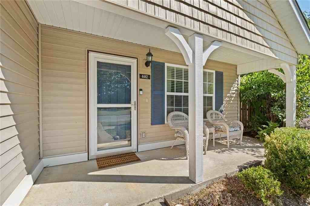 4462 W Alberta St - Photo 2 of 26