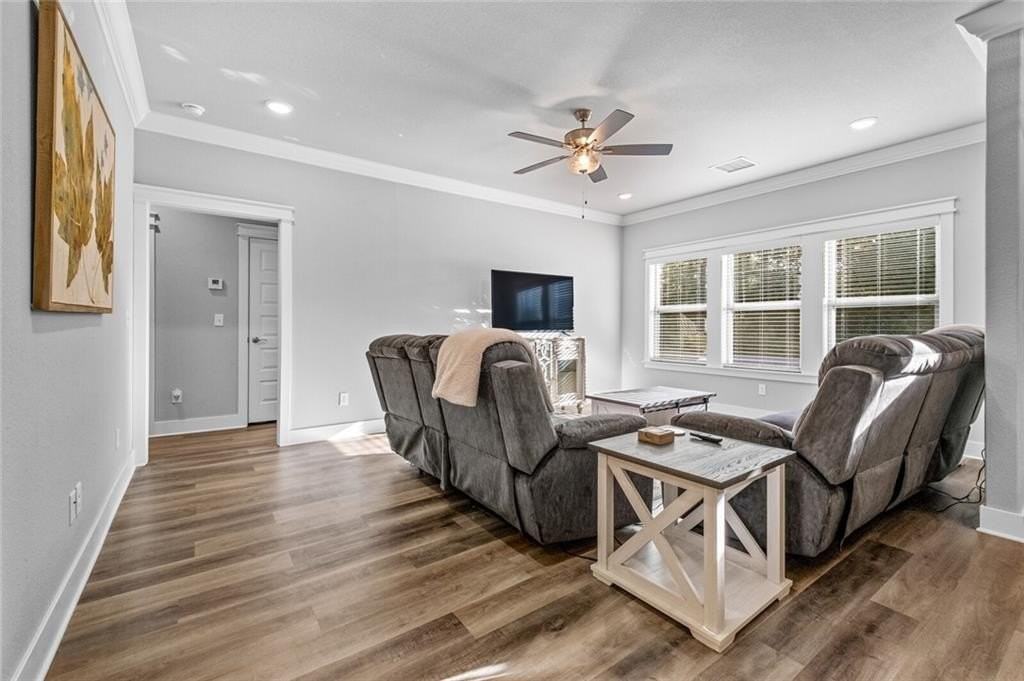 19 Coylton Dr - Photo 6 of 25