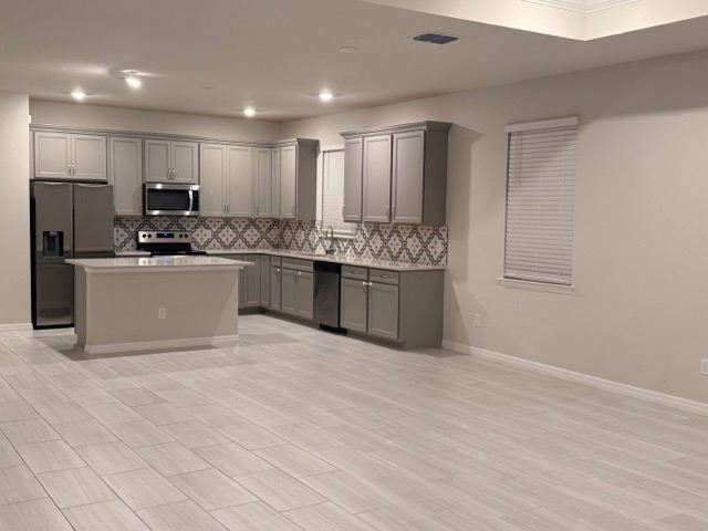 4024 Diamond Dew Ln - Photo 5 of 16