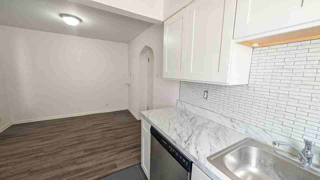 5825 Sunshine Dr - Photo 7 of 14