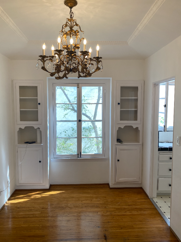 5924 W 2nd St #1 - Photo 4 of 18