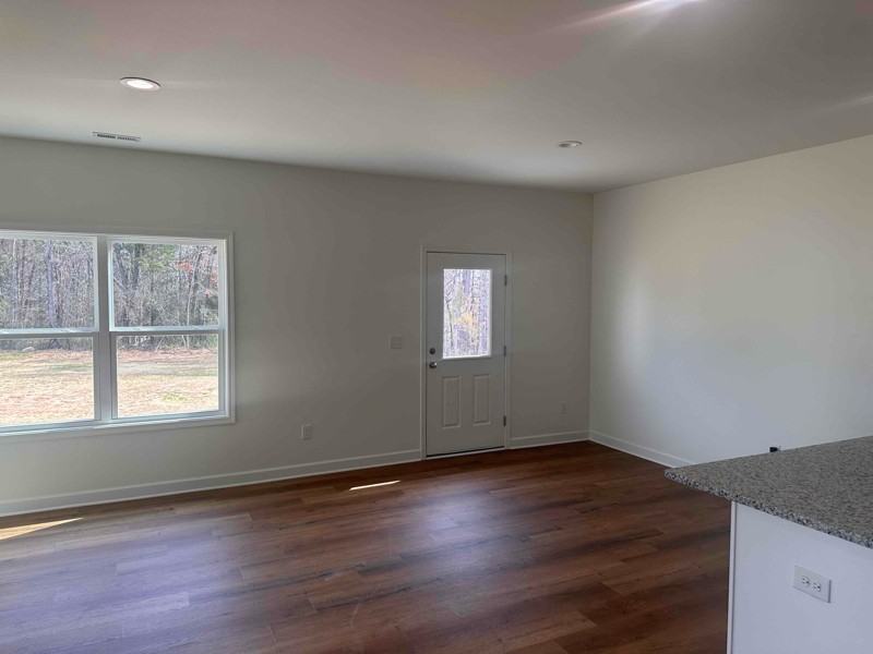 2822 Fay Jones Rd - Photo 5 of 14