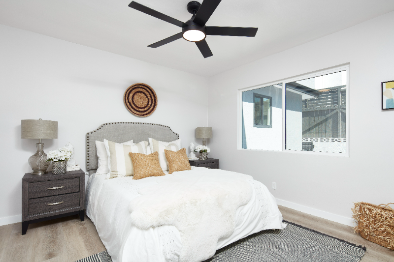 1838 20th St #D - Photo 5 of 12