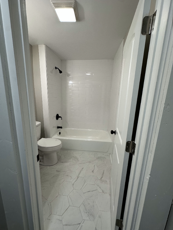 224 W Brown Ave #224 - Photo 5 of 16