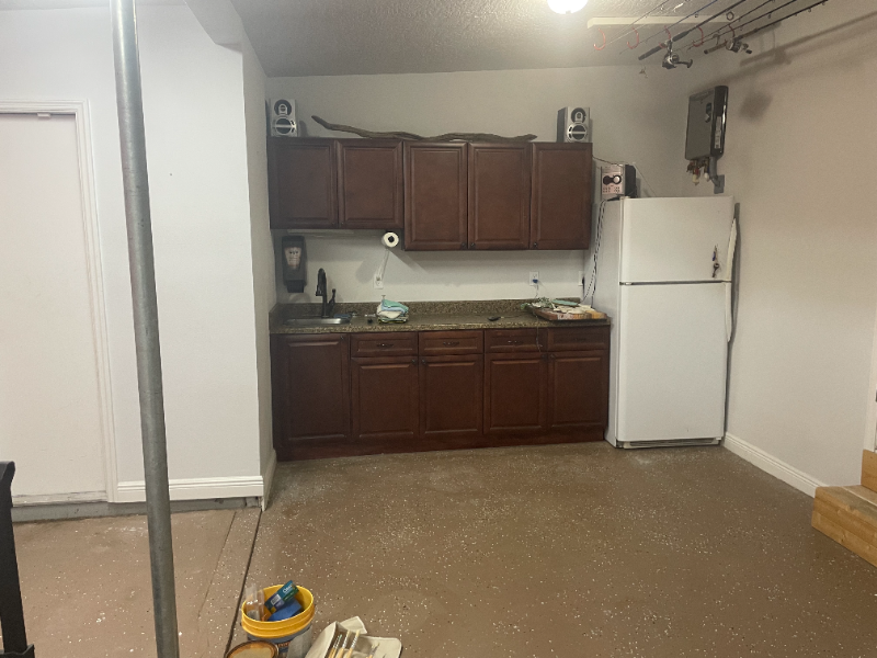 904 Kensington Dr - Photo 4 of 4