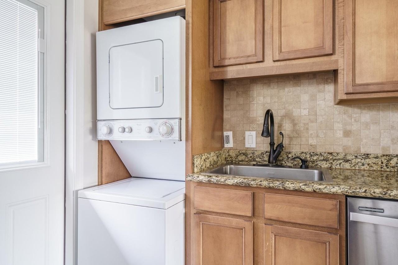 7802 E Heatherbrae Ave Apt 1 - Photo 5 of 12