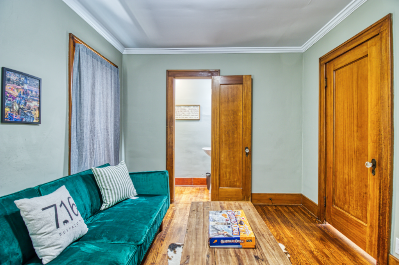 237 W Girard Blvd - Photo 5 of 11