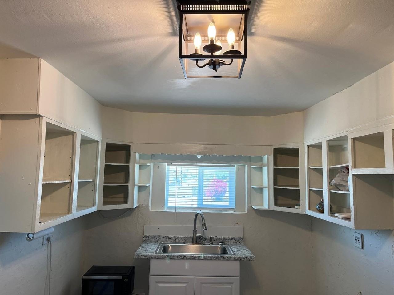 10025 N 14th St - Photo 3 of 8