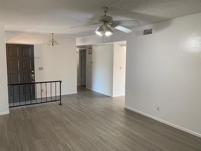 6731 N 65th Ave - Photo 6 of 17