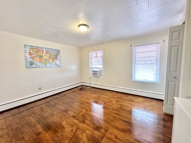 1140 Cherry St - Photo 5 of 5