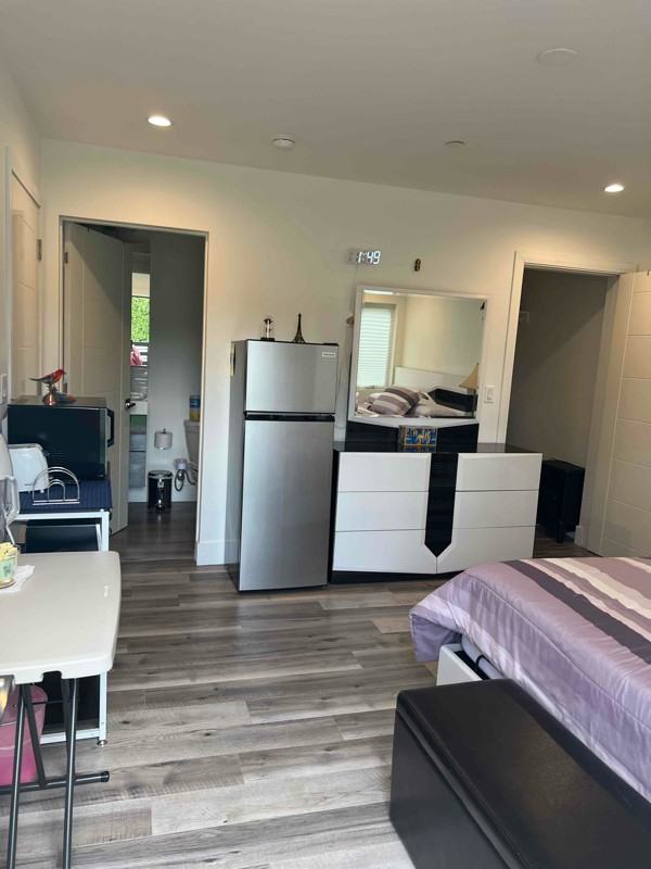 8413 Woodley Ave #2 - Photo 4 of 17