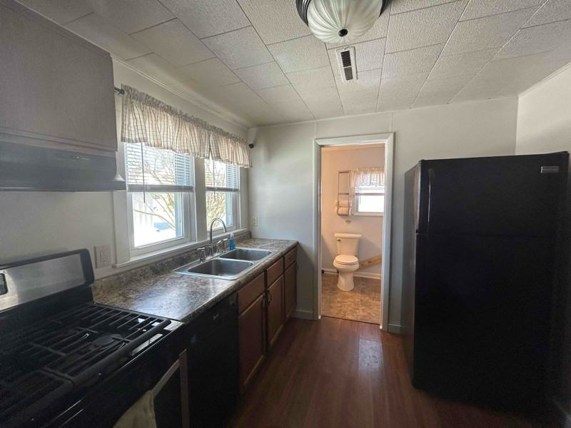 000 Harvard St - Photo 3 of 13