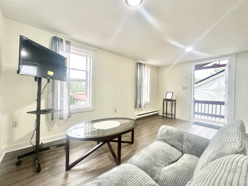 833 C St #201