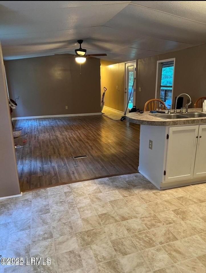 153 Jenkins Rd - Photo 3 of 3