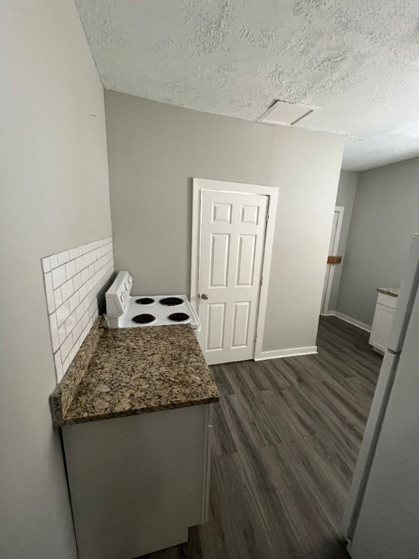 3418 Clifton St #3420 - Photo 3 of 16
