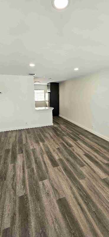765 W 7th St #3 - Photo 2 of 10