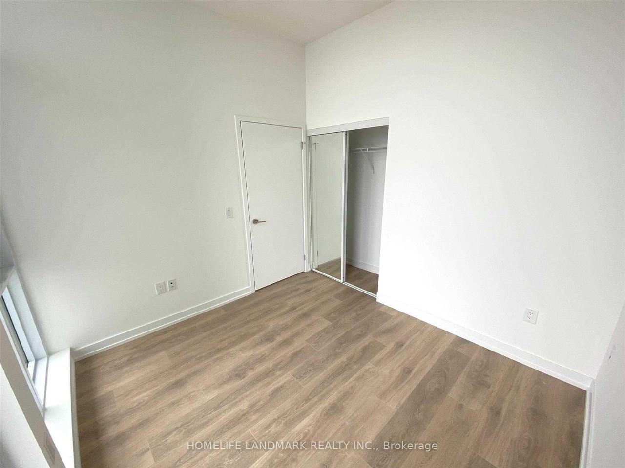 225 Sumach Street #2912 - Photo 7 of 27