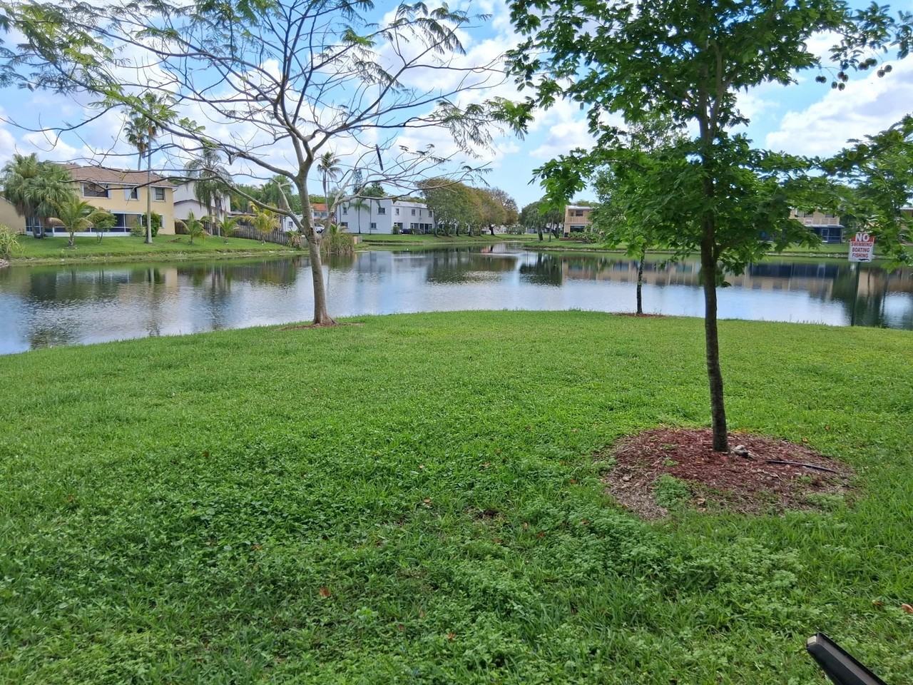 9829 Nob Hill Ln - Photo 6 of 14