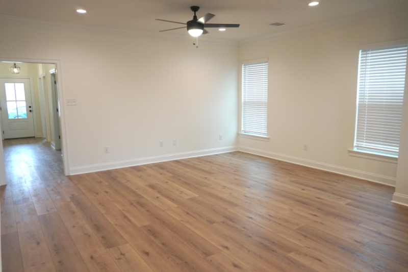 102 Fearless Ave - Photo 3 of 14