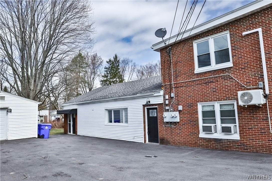 21 Center St Unit Rear - Photo 2 of 16