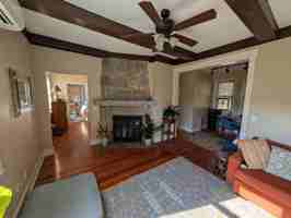 featured image of 115 Lake Dr