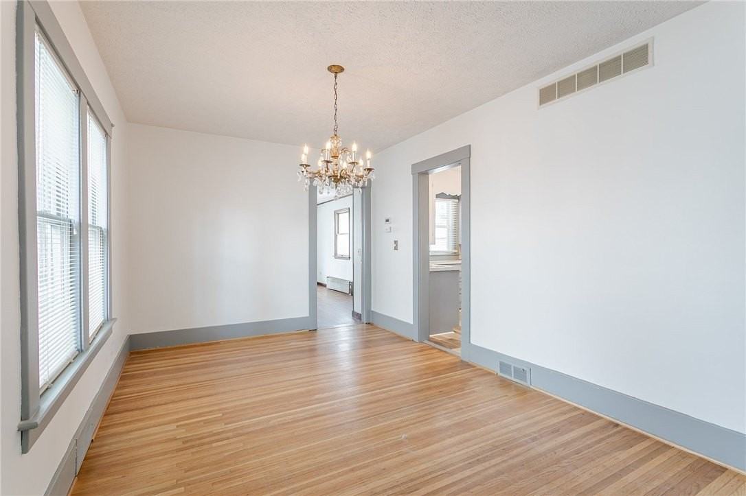 176 Merwin Ave - Photo 4 of 24