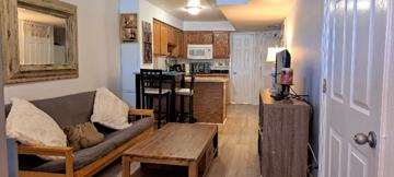 featured image of 720 E Anemone Trl #C