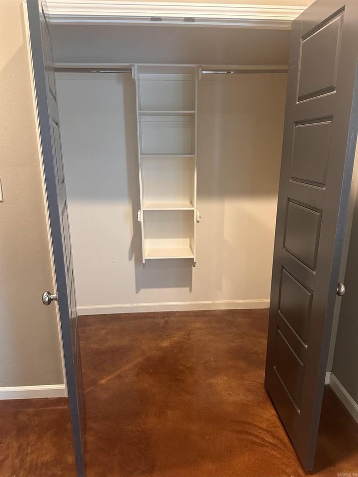 208 Ethel Dr Unit 2 - Photo 5 of 9