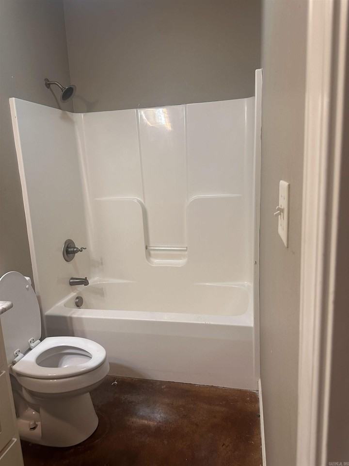 208 Ethel Dr Unit 2 - Photo 7 of 9